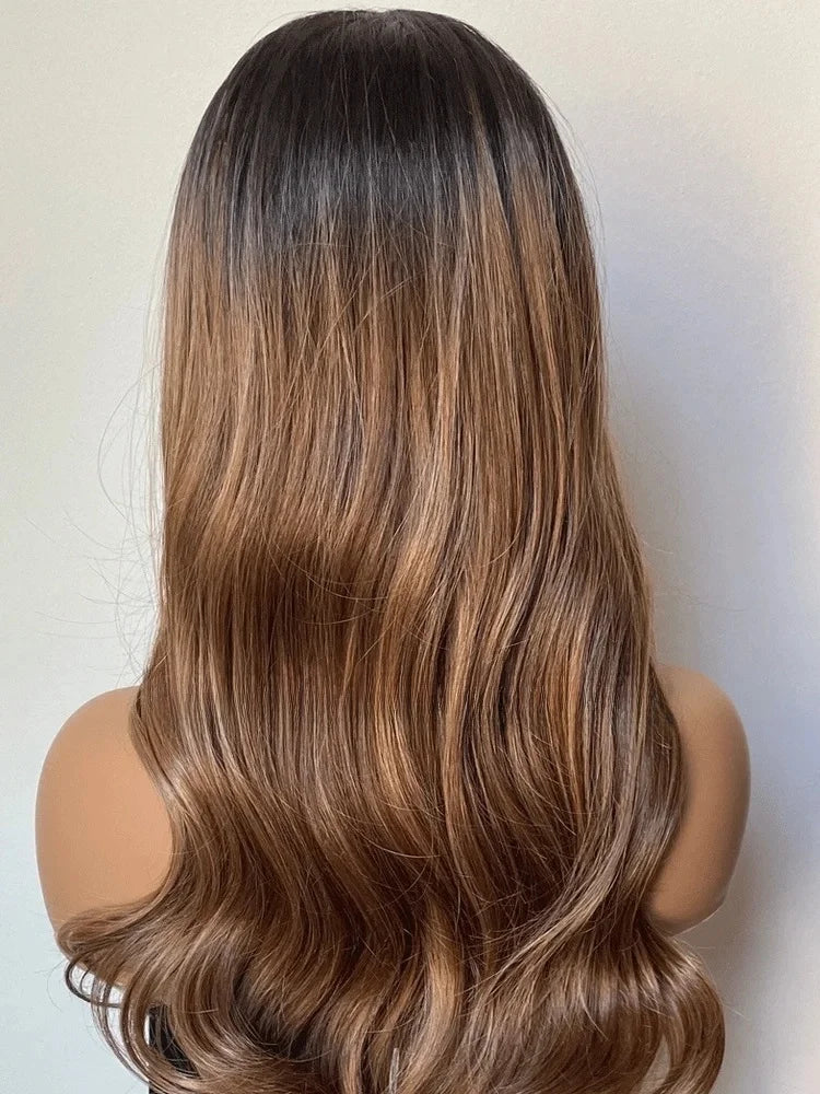 Lace Front Ondulada com Mechas Mel